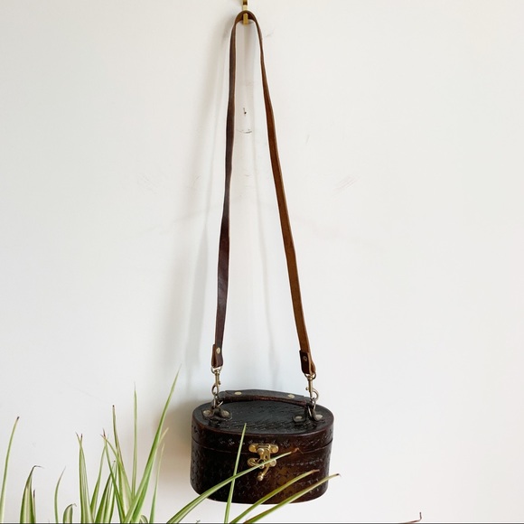 Vintage Handbags - Vintage Leather Mini Oval Brown Embossed Purse Bag